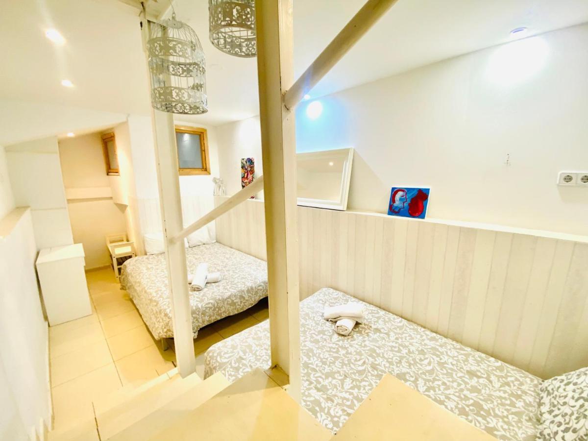 06 Duplex Loft Apartment Barcelona Bagian luar foto